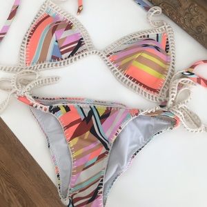 Victoria’s Secret bikini